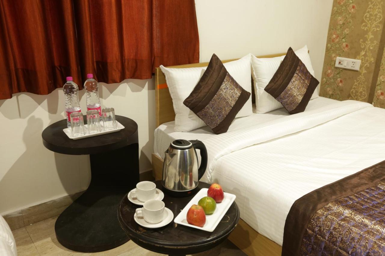 Hotel City Liit Delhi Airport Нью-Делі Екстер'єр фото