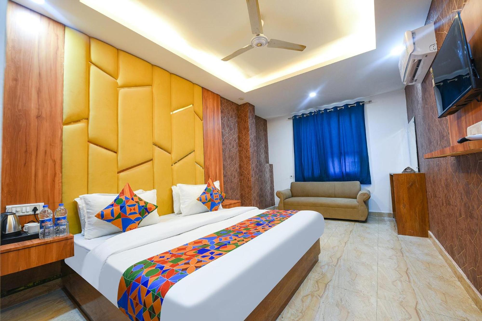 Hotel City Liit Delhi Airport Нью-Делі Екстер'єр фото