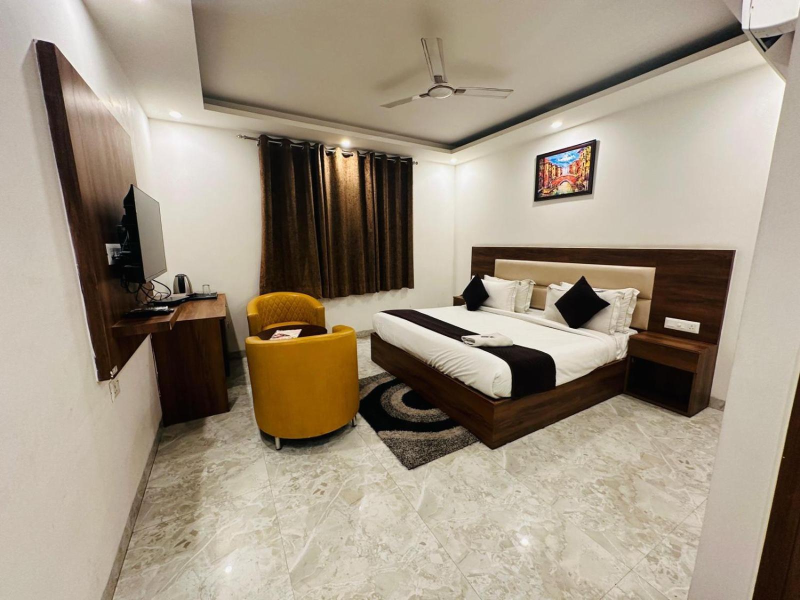 Hotel City Liit Delhi Airport Нью-Делі Екстер'єр фото